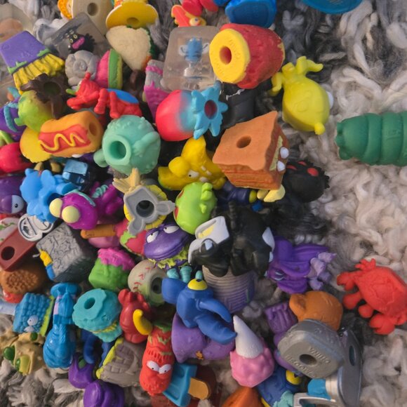 🗑️ MASSIVE Lot of Grossery Gang Collectible Toys - Picture 3 of 4